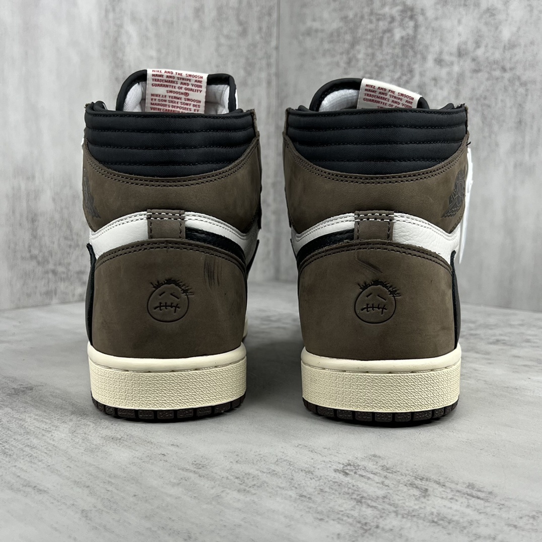 Nike air jordan 1 travis scott mocha